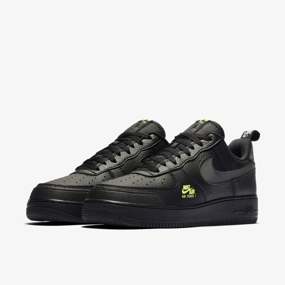 Black air outlet force one utility